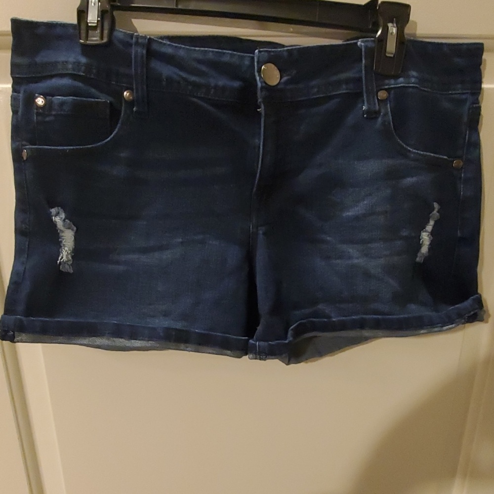 CP shorts
